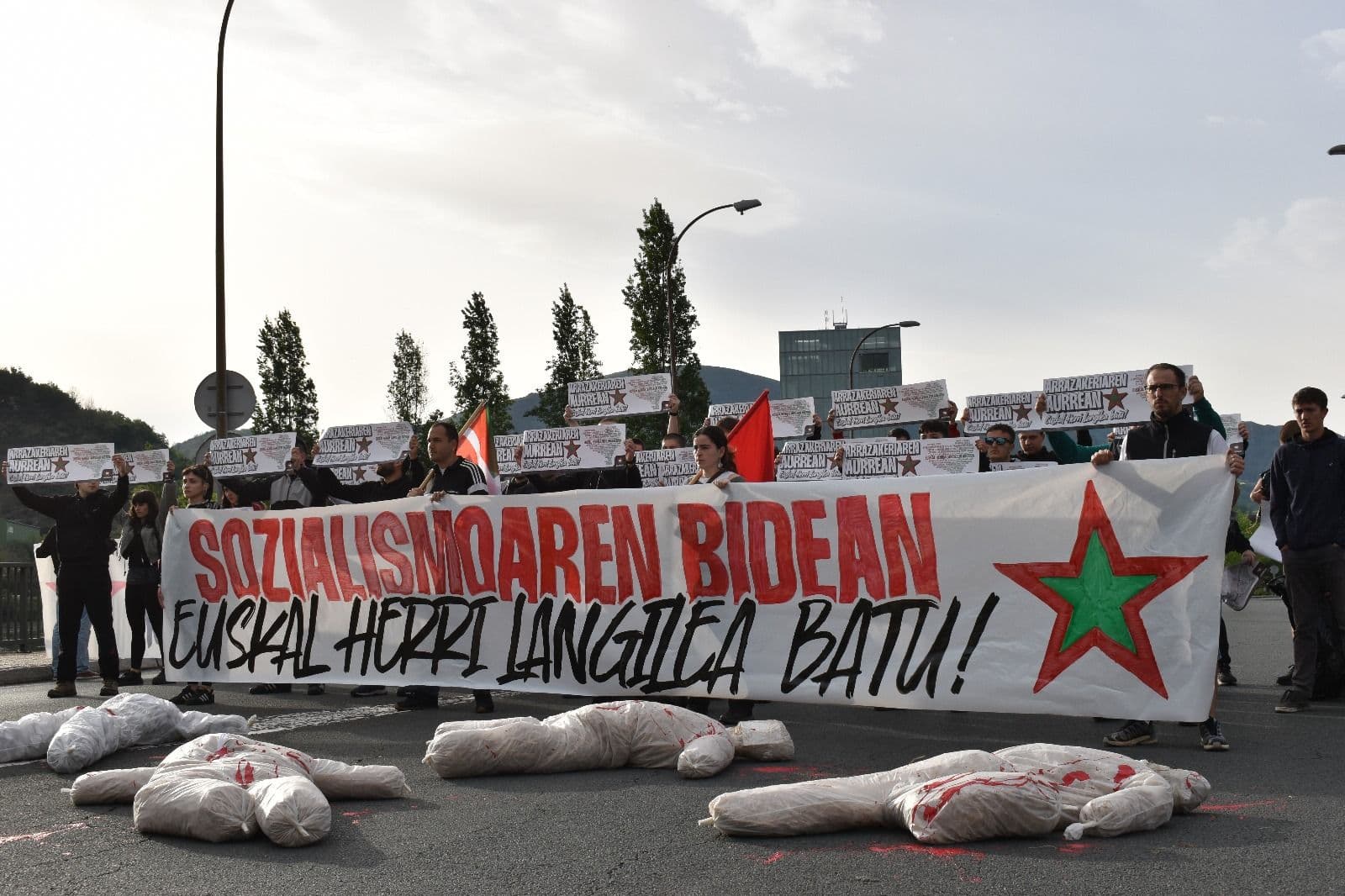 Maiatzaren Lehenean JARDUN koordinadorak plazaratutako irakurketa