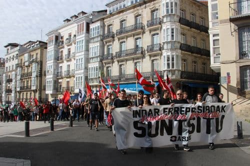 ASIMILAZIOA BORROKATU INDAR ERREPRESIBOAK SUNTSITU!